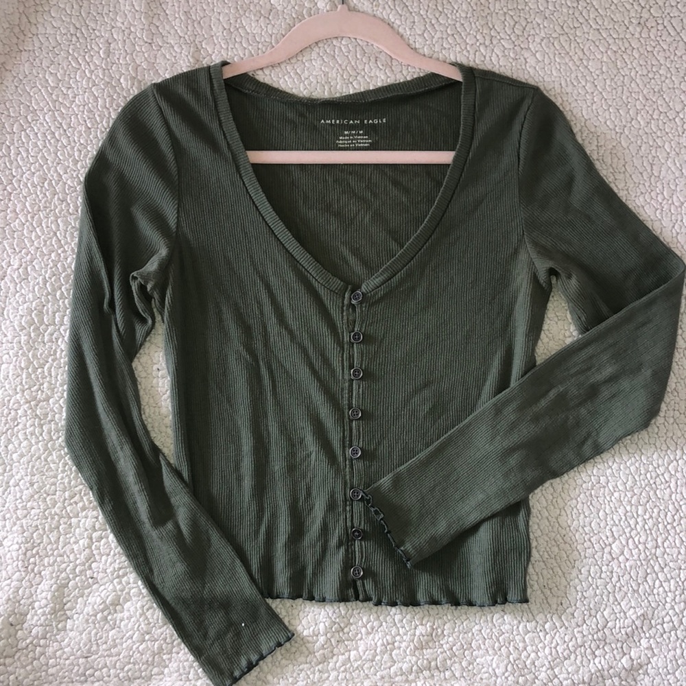 American Eagle long sleeve button down